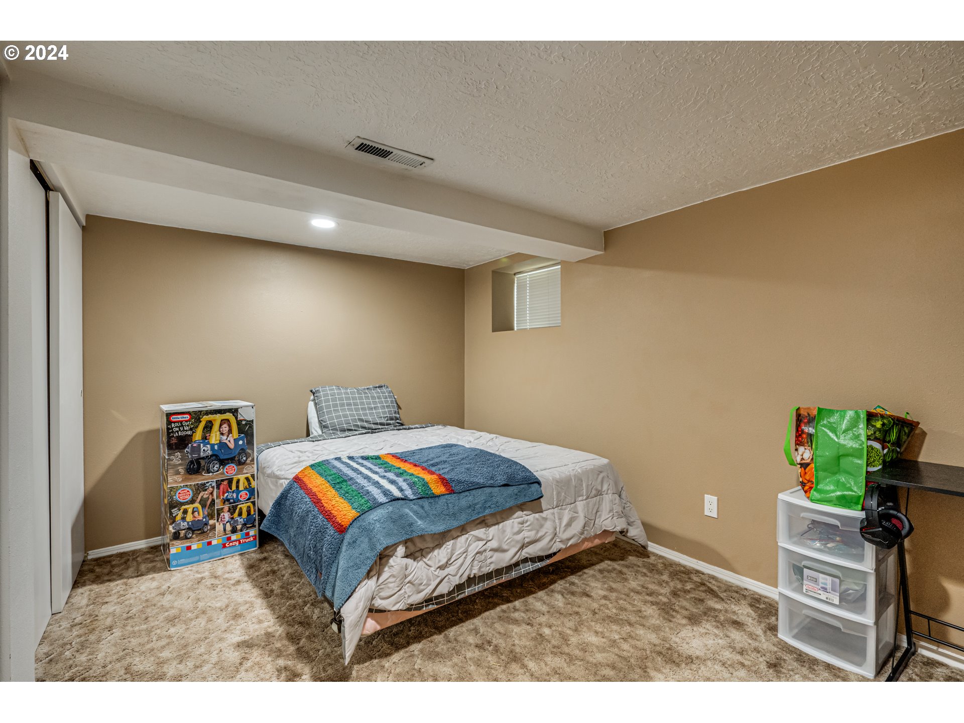 294 Military Road Kalama, WA 98625 - Photo 20 of 31 Bedroom
