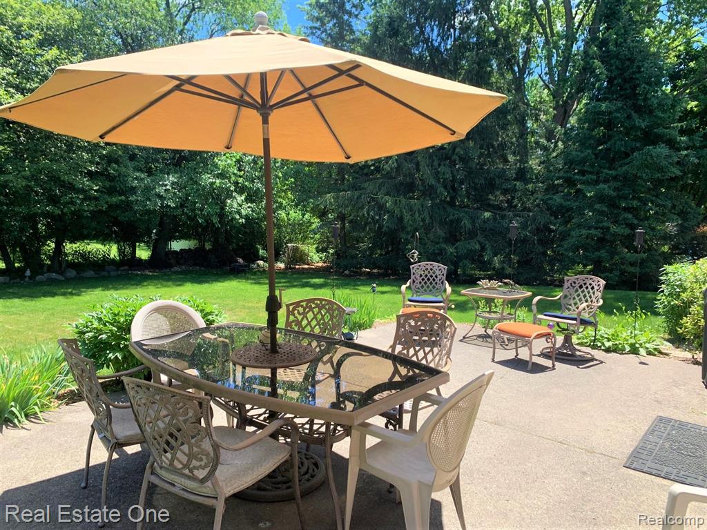 874 Bridgestone Drive Rochester Hills, MI 48309 - Photo 42 of 45