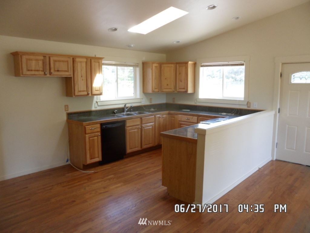 241 Heuhslein Road Port Angeles, WA 98362 - Photo 3 of 9 Gallery Image 3