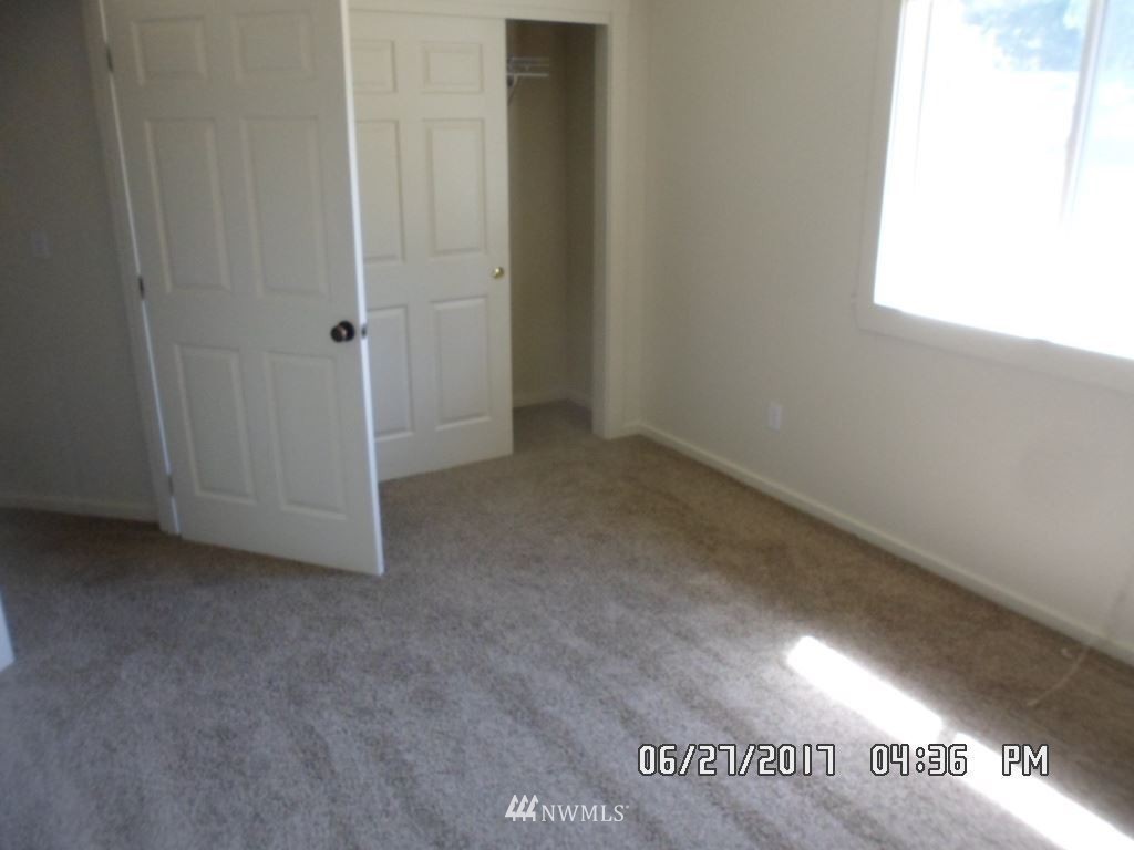 241 Heuhslein Road Port Angeles, WA 98362 - Photo 8 of 9 Gallery Image 8