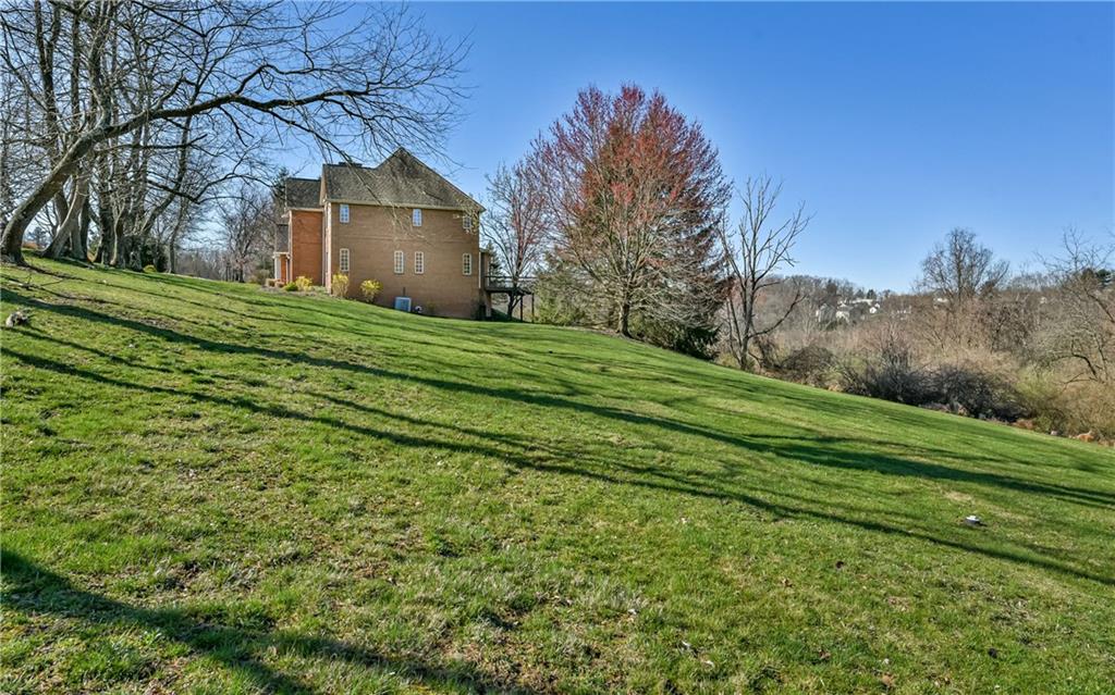 160 Reichold Road Wexford, PA 15090 - Photo 23 of 25 Gallery Image 23