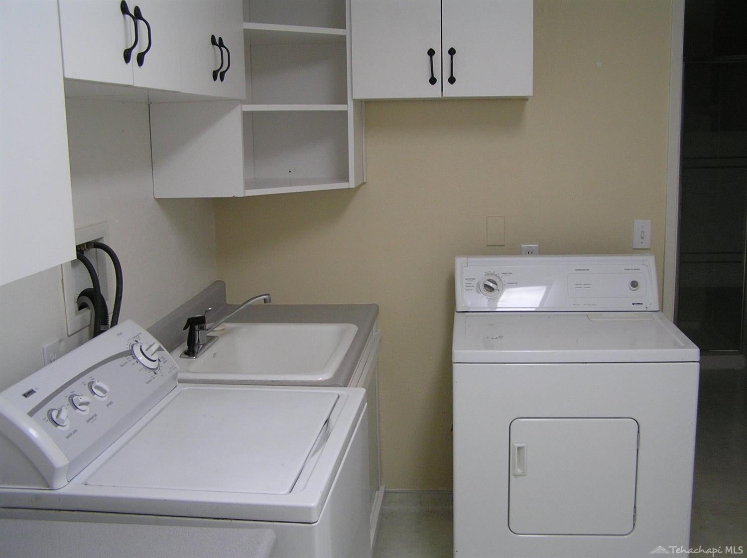 29300 South Lower Valley Road Tehachapi, CA 93561 - Photo 44 of 59 Gallery Image 44