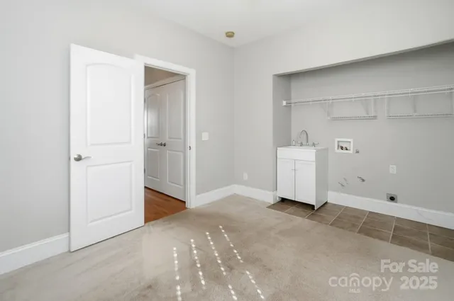 a view of empty room