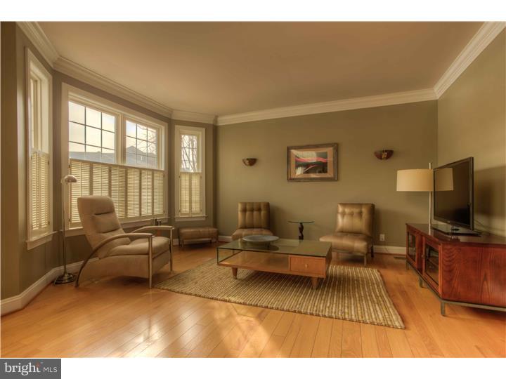 3139 Spring Mill Road Plymouth Meeting, PA 19462 - Photo 3 of 20 Living Room