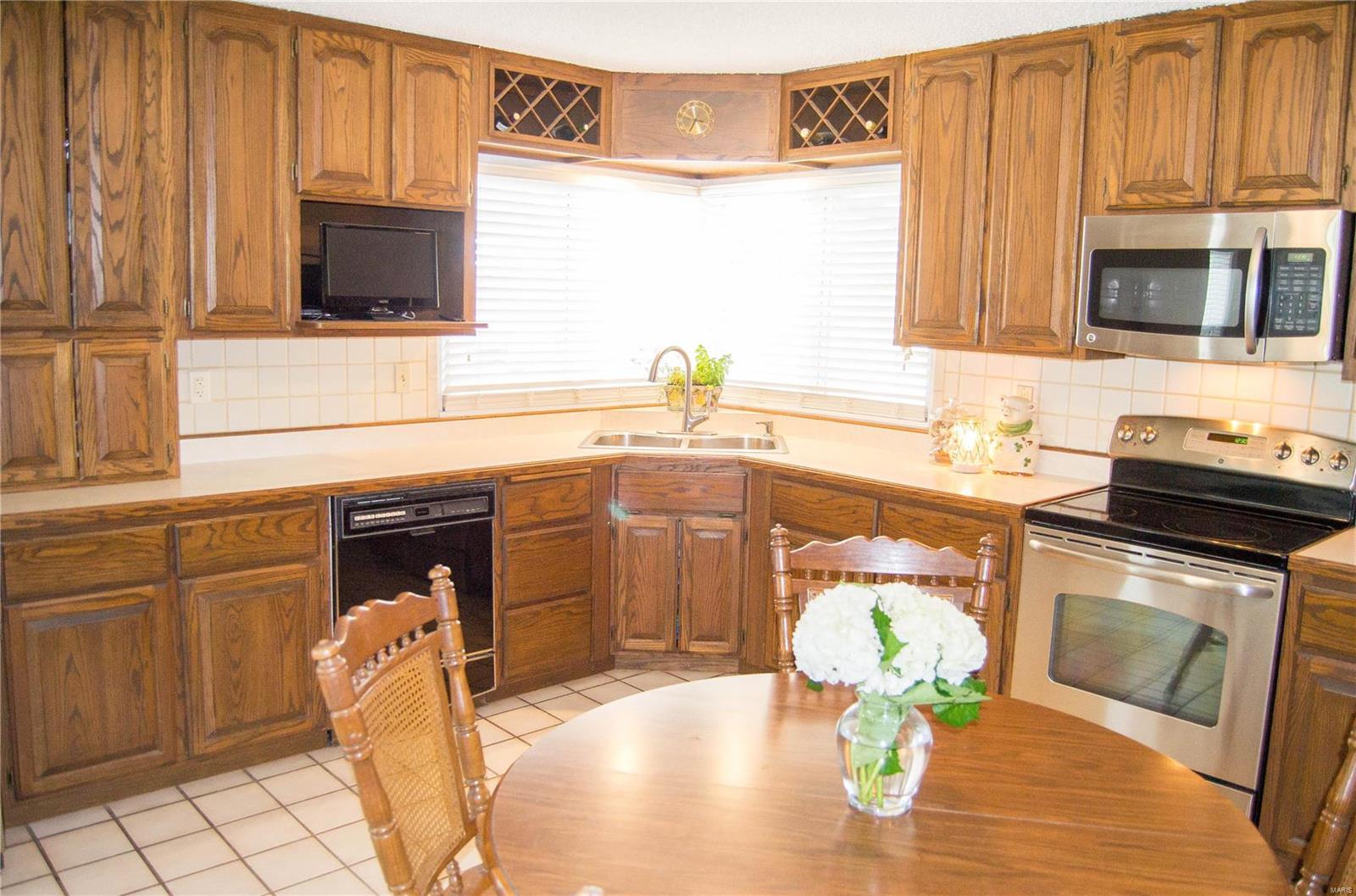 5829 Old Alton Road Granite City, IL 62040 - Photo 6 of 28 Gallery Image 6