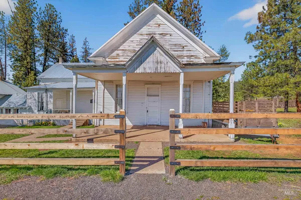 $229,000 | 2070 Woodland Road, Kamiah, ID 83536