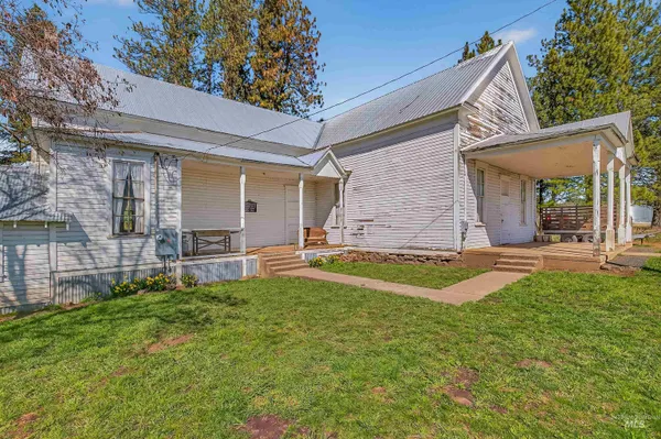 $229,000 | 2070 Woodland Road, Kamiah, ID 83536