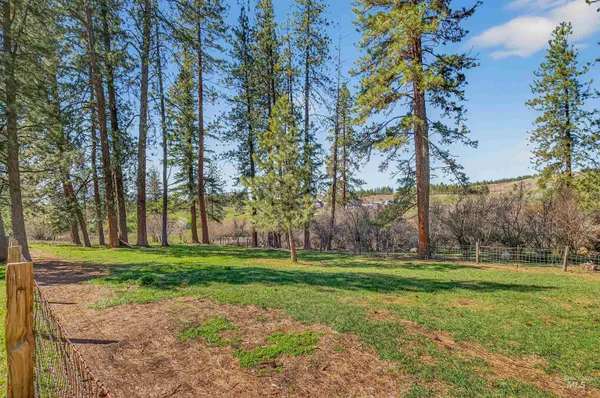 $229,000 | 2070 Woodland Road, Kamiah, ID 83536