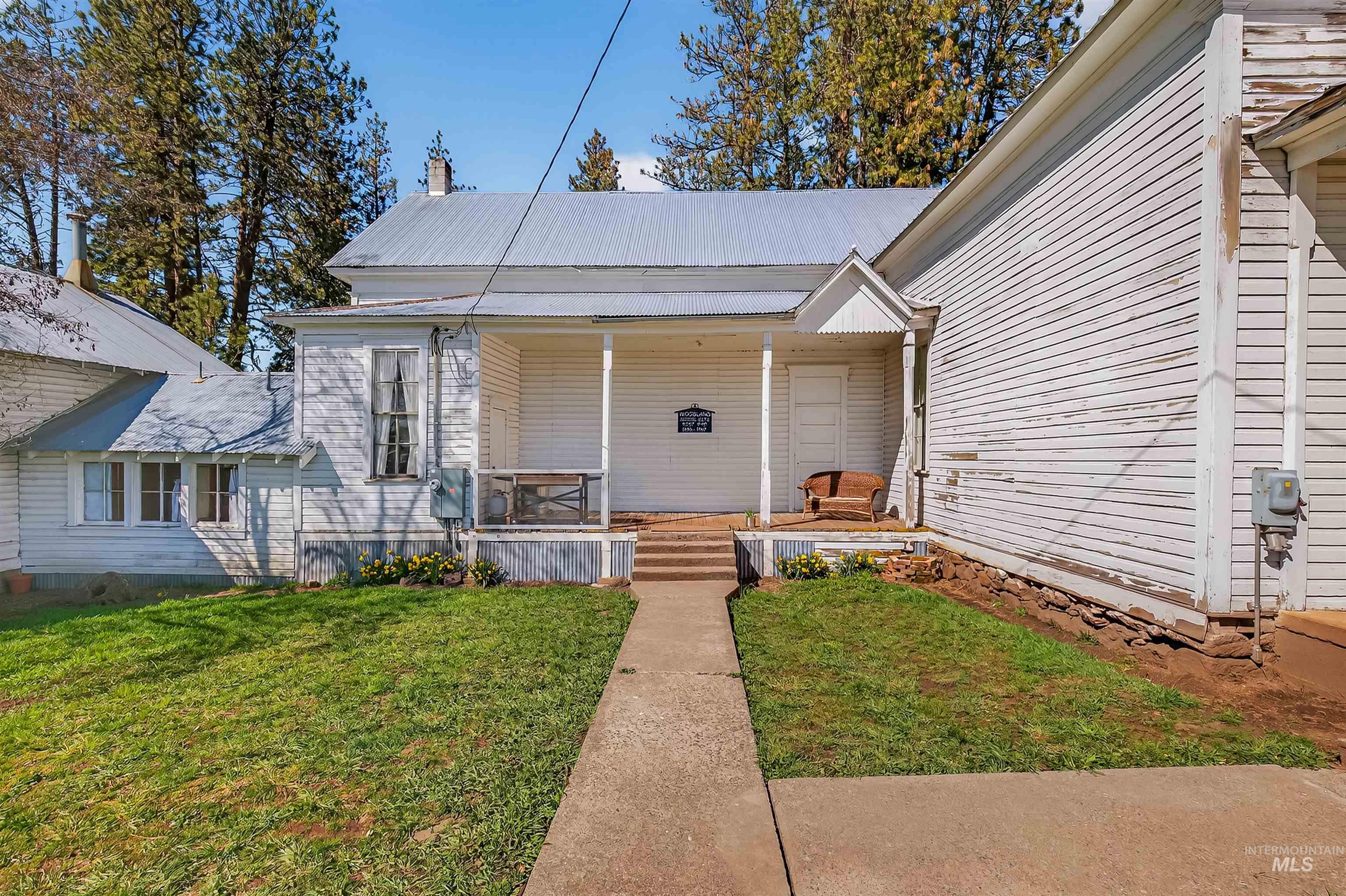 2070 Woodland Road Kamiah, ID 83536 - Photo 4 of 50