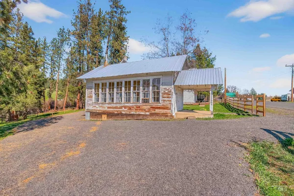 $229,000 | 2070 Woodland Road, Kamiah, ID 83536