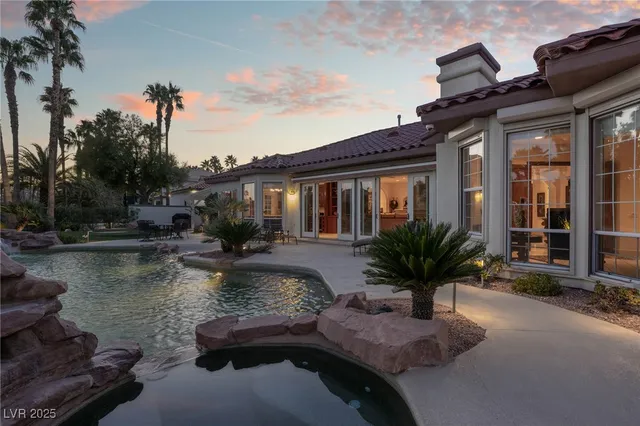 $1,900,000 | 2204 Glenbrook Way, Las Vegas, NV 89117