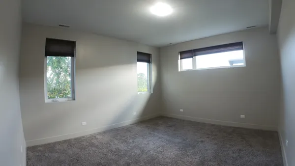 $3,100 | 5001 Prospect Avenue, Unit 2D, Downers Grove, IL 60515