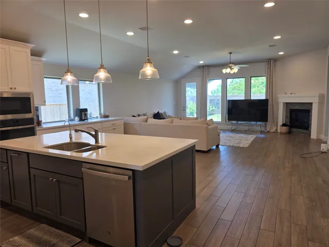 $3,250 | 10022 Starry Night Lane, Manvel, TX 77578