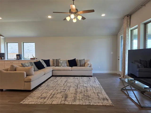 $3,250 | 10022 Starry Night Lane, Manvel, TX 77578