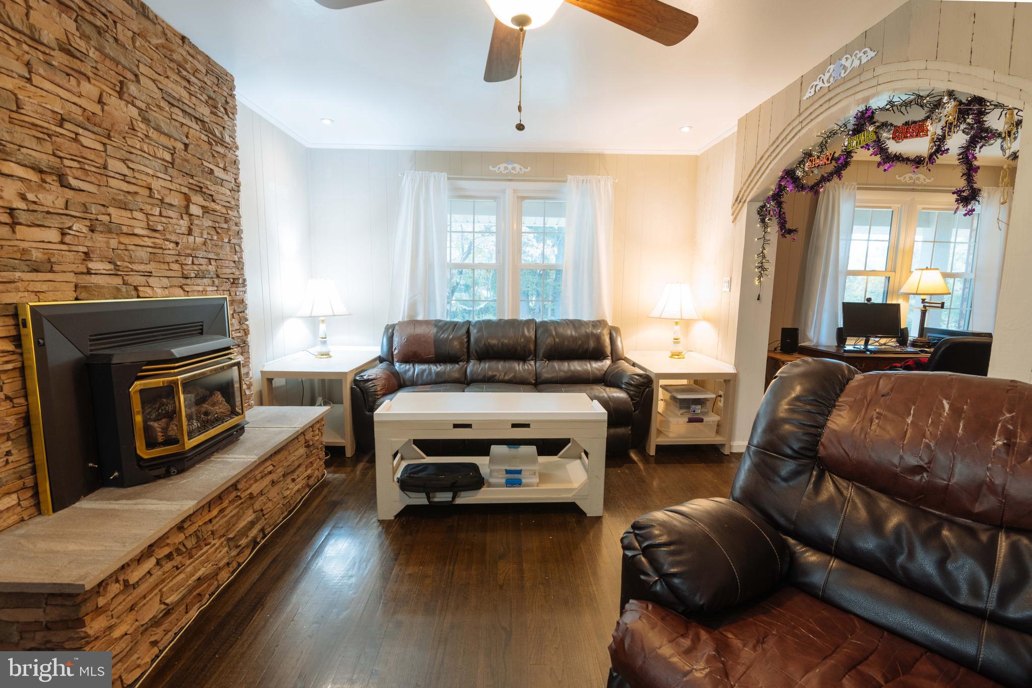 525 Church Road Reisterstown, MD 21136 - Photo 22 of 50 Den