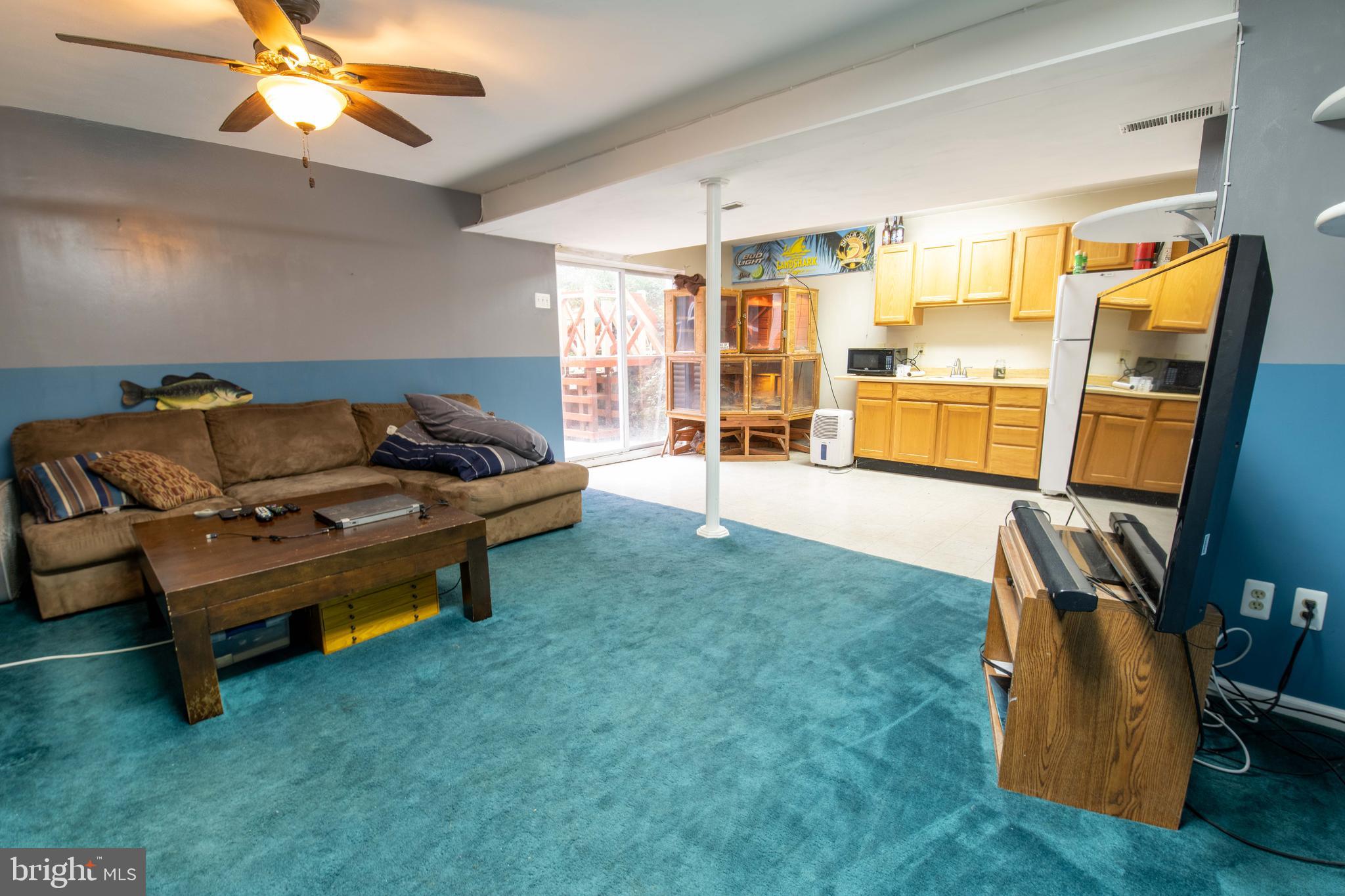 525 Church Road Reisterstown, MD 21136 - Photo 38 of 50 In-Law Suite LR