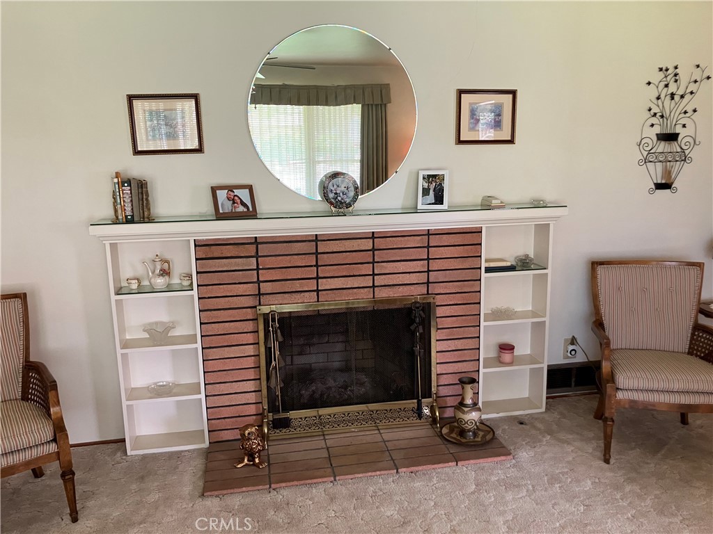4621 Beverly Court Riverside, CA 92506 - Photo 15 of 26 Living