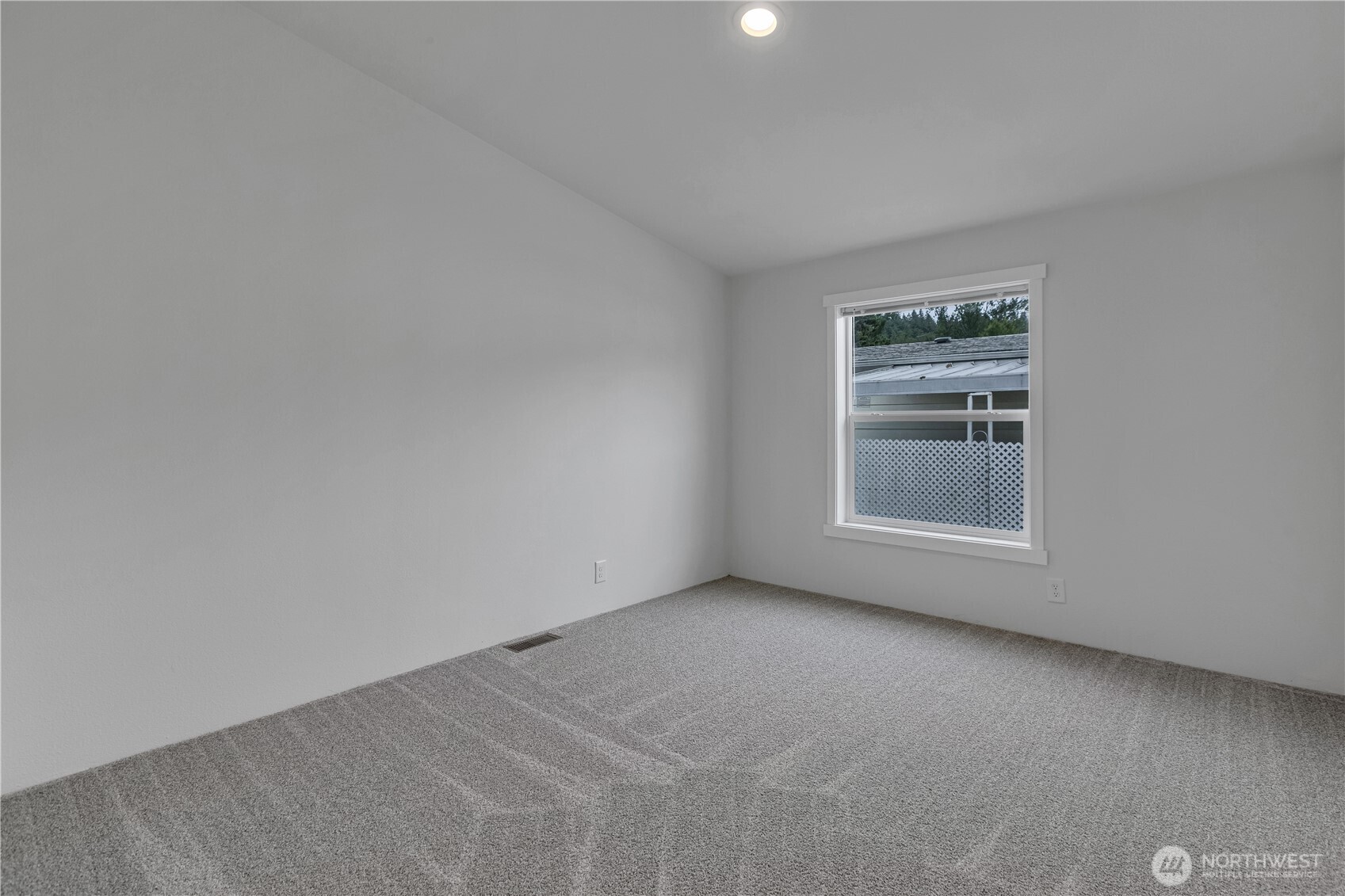 1510 Maple Lane, Unit 5 Kent, WA 98030 - Photo 18 of 19