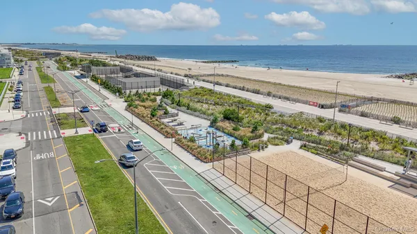 $365,000 | 260 Beach 81st Street, Unit 3A | Hammels