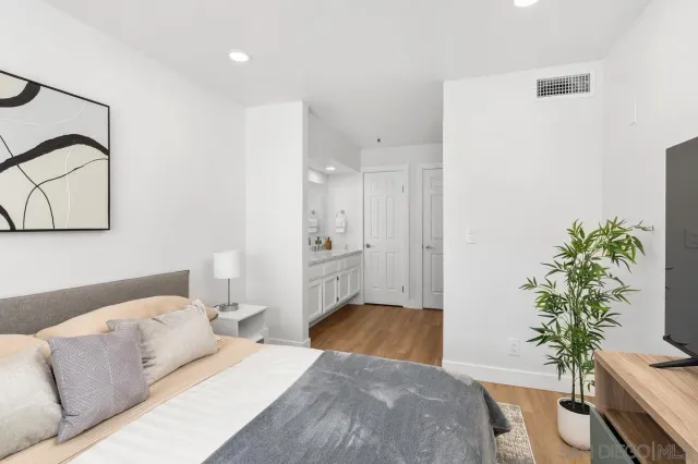 $2,800 | 5605 Friars Road, Unit 288, San Diego, CA 92110