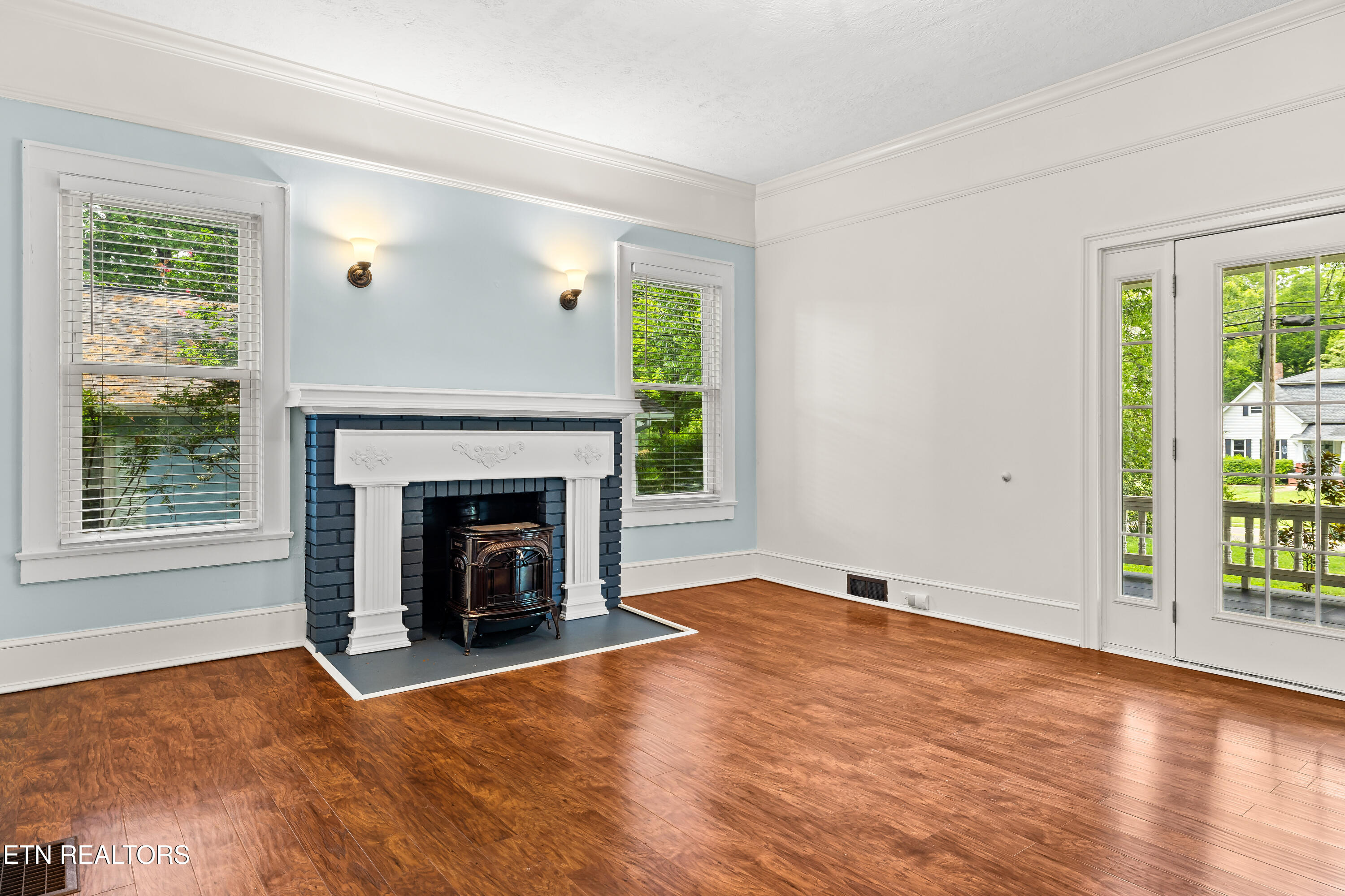 1014 Sevierville Road Maryville, TN 37804 - Photo 6 of 52 1014SeviervilleRd-3