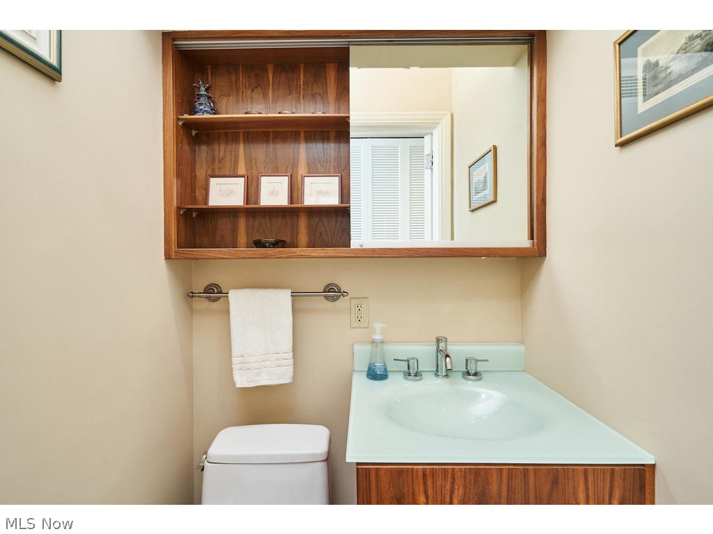 2305 Tinkham Road Akron, OH 44313 - Photo 18 of 34 Gallery Image 18