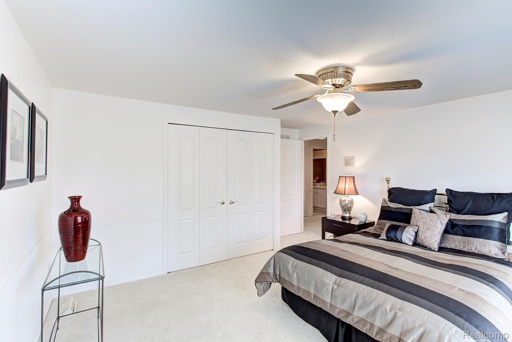 2506 Ridge Drive Troy, MI 48098 - Photo 23 of 42 26.jpg