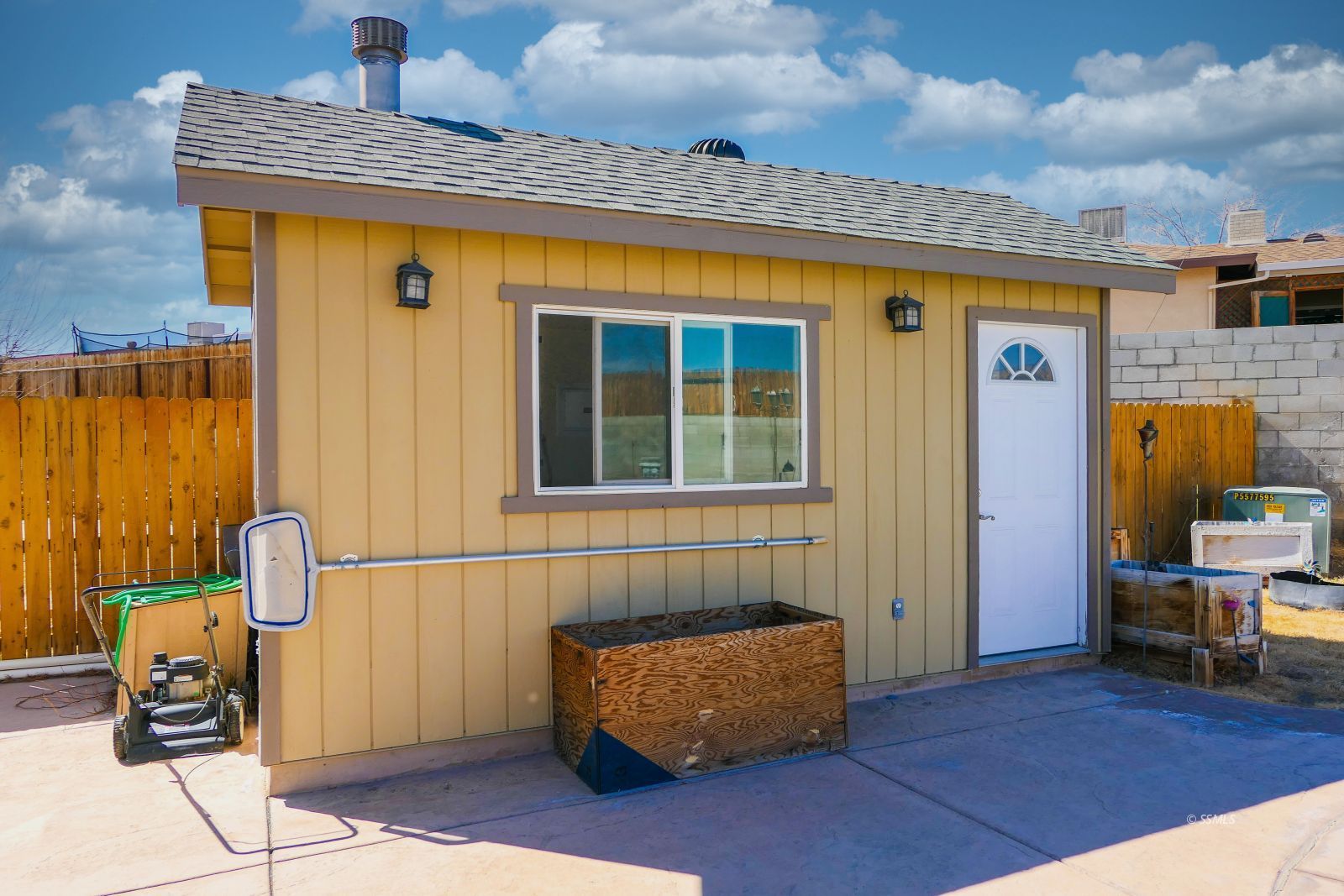 248 West Iowa Avenue Ridgecrest, CA 93555 - Photo 48 of 49 Gallery Image 48