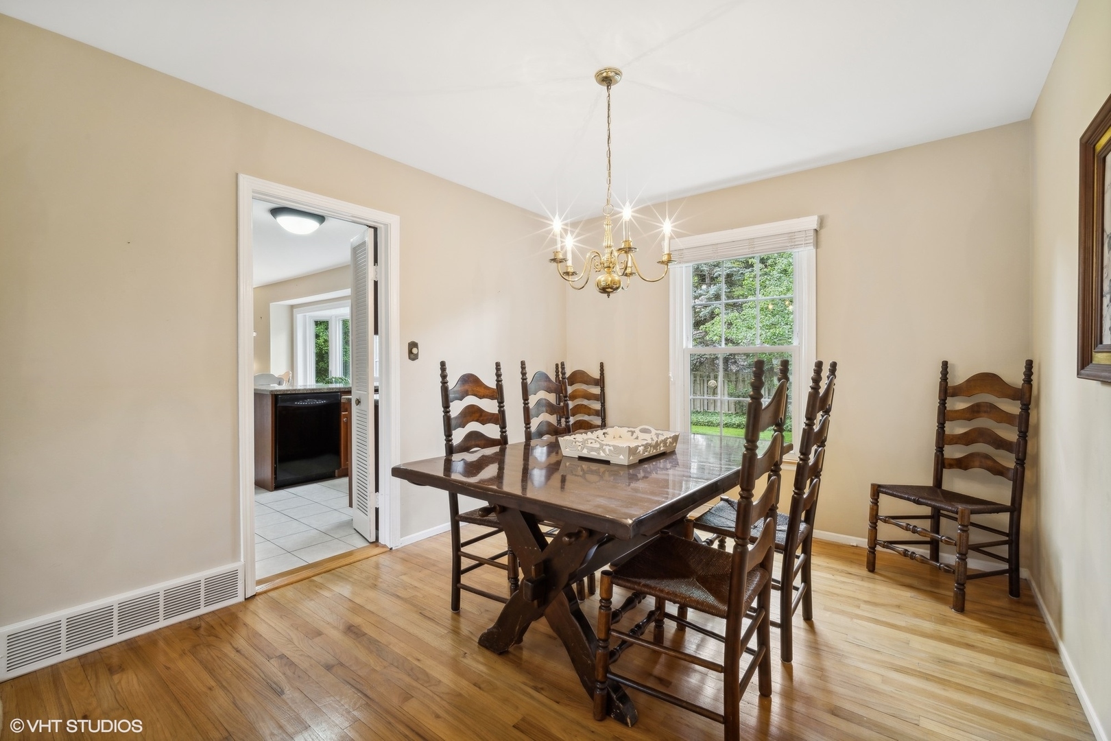 169 Downing Road Buffalo Grove, IL 60089 - Photo 8 of 30 Gallery Image 8
