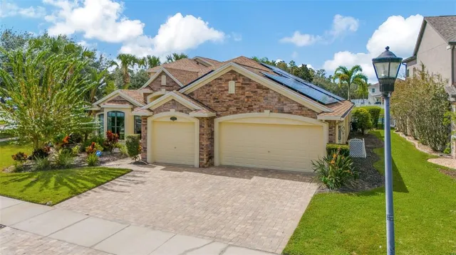 $700,000 | 19361 Yellow Clover Drive, Tampa, FL 33647