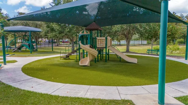 $700,000 | 19361 Yellow Clover Drive, Tampa, FL 33647