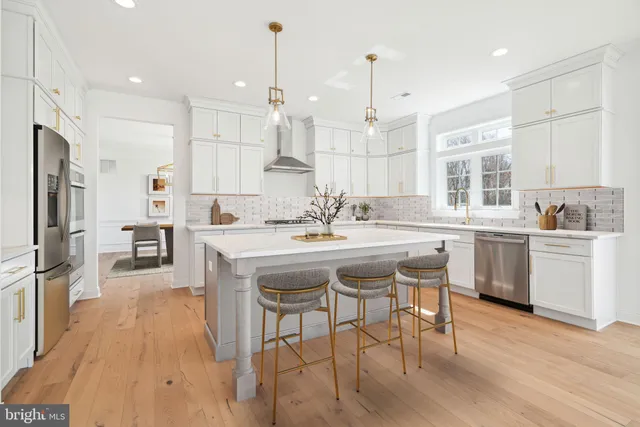 $959,900 | 3 Pondview Court, Monroeville, NJ 08343