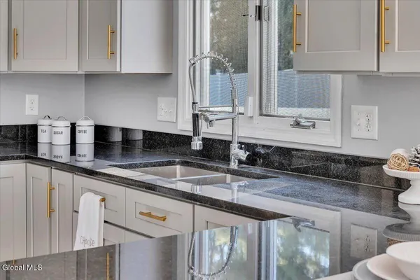 $505,000 | 217 Long Meadow Lane, Rotterdam, NY 12306