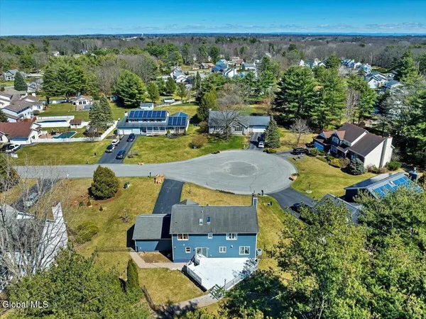 $505,000 | 217 Long Meadow Lane, Rotterdam, NY 12306