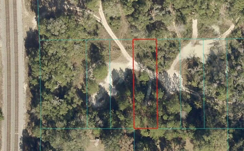 28 Northeast 164th Lane Citra, FL 32113 - Photo 3 of 29 a view of building