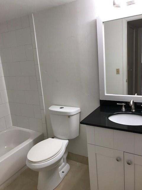 2339 Linton Ridge Circle, Unit E 1 Delray Beach, FL 33444 - Photo 11 of 16 Photo 11