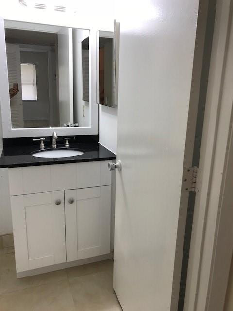 2339 Linton Ridge Circle, Unit E 1 Delray Beach, FL 33444 - Photo 13 of 16 Photo 13