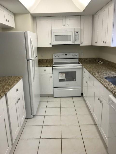 2339 Linton Ridge Circle, Unit E 1 Delray Beach, FL 33444 - Photo 8 of 16 Photo 8