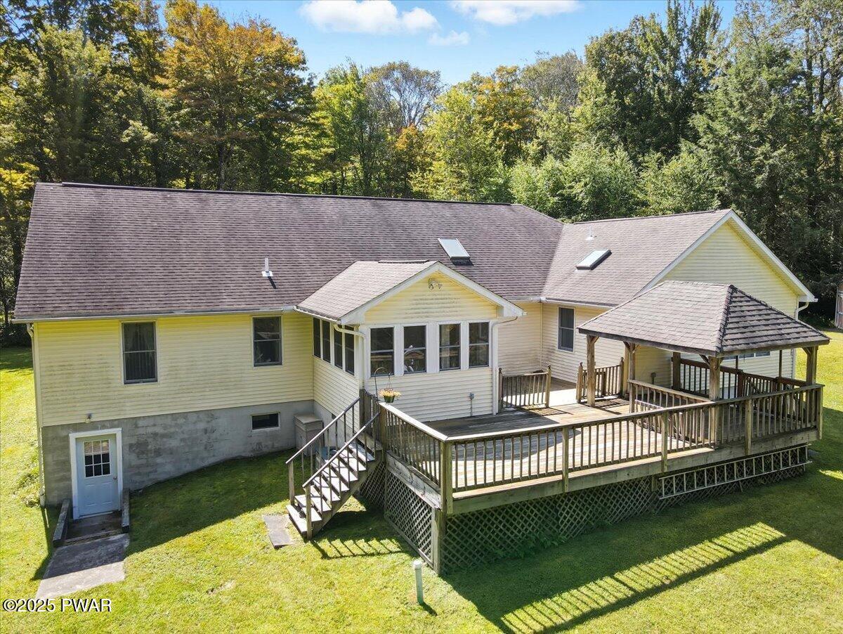 127 Huckleberry Road Newfoundland, PA 18445 - Photo 38 of 40