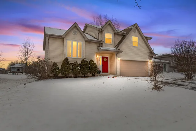 $295,000 | 913 Laurel Drive, Elwood, IL 60421