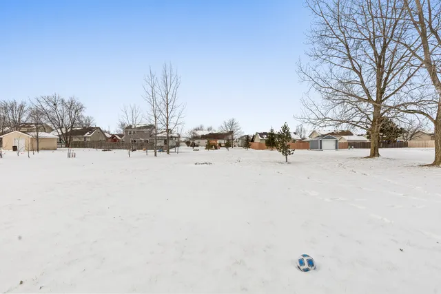 $295,000 | 913 Laurel Drive, Elwood, IL 60421