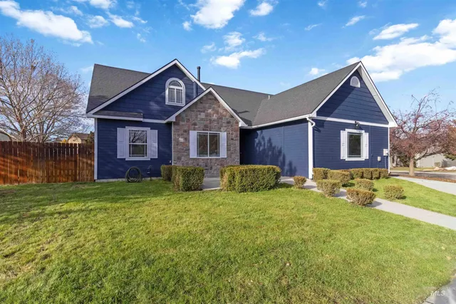 $660,000 | 3201 Raintree Drive, Nampa, ID 83686