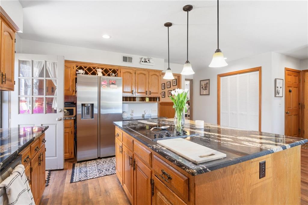 5730 Noland Road Shawnee, KS 66216 - Photo 11 of 50
