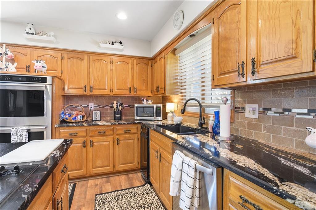 5730 Noland Road Shawnee, KS 66216 - Photo 12 of 50