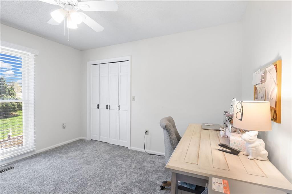 5730 Noland Road Shawnee, KS 66216 - Photo 34 of 50