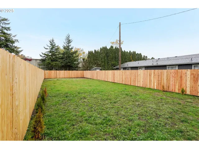 $390,000 | 3902 Hawthorne Avenue Northeast, Salem, OR 97301