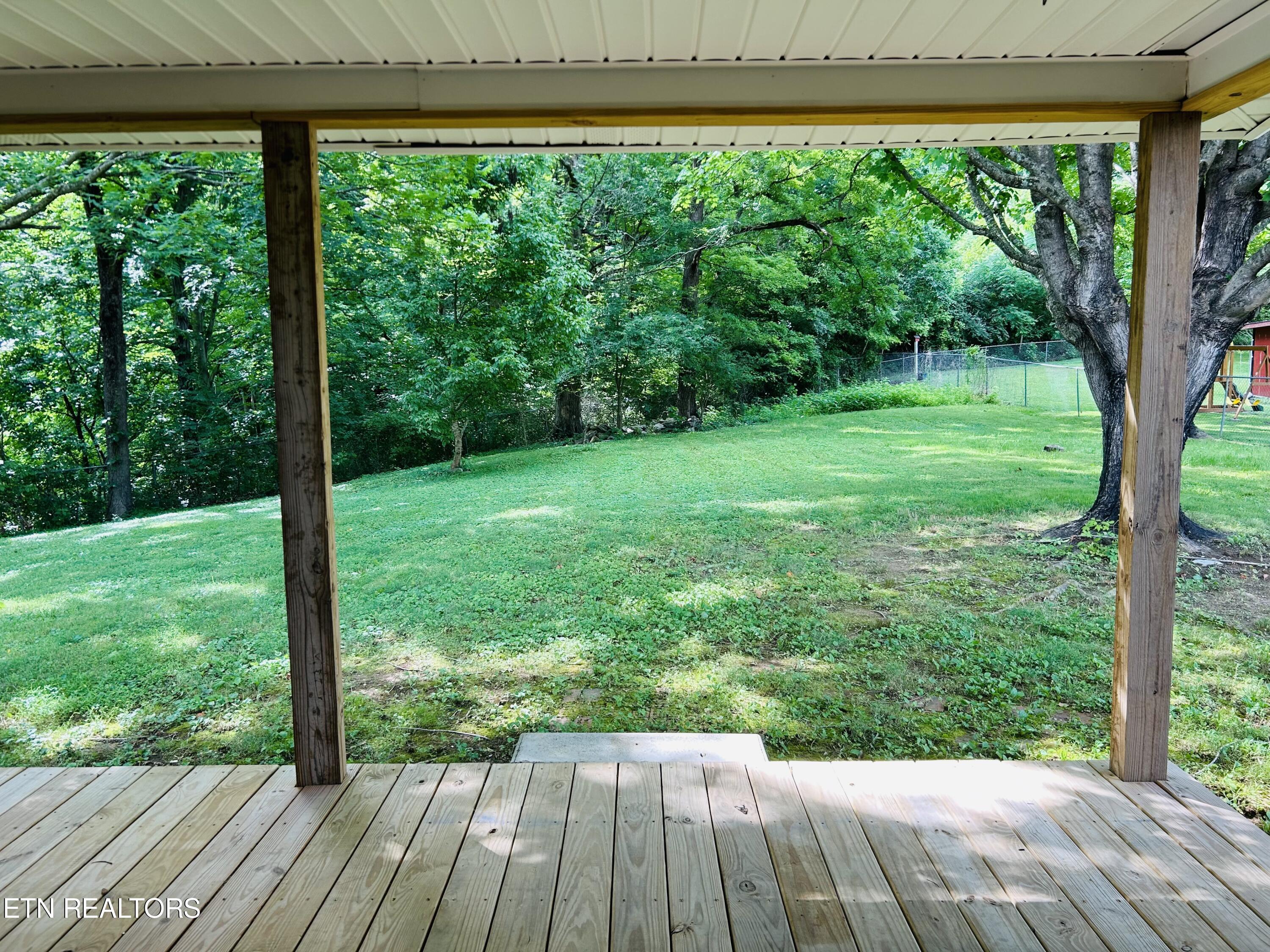 744 Cross Valley Road La Follette, TN 37766 - Photo 12 of 15 IMG_2758