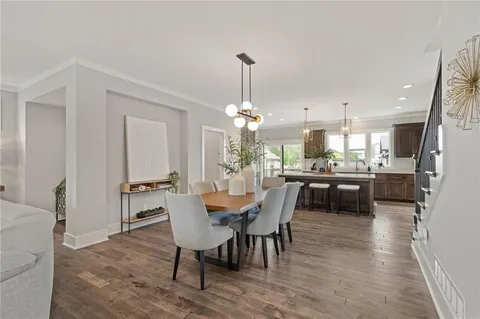 $790,000 | 725 West 44th Terrace, Kansas City, MO 64111