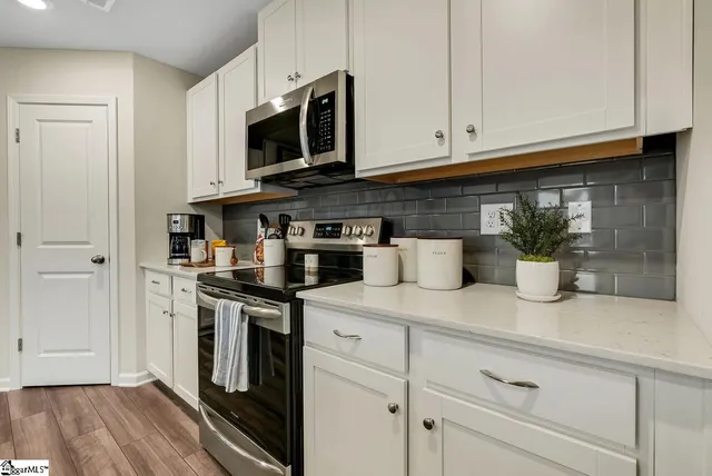 $1,751 | 2011 Kinbrace Court, Unit C2, Greer, SC 29651