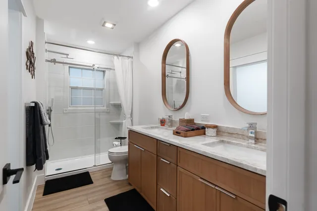 $2,700 | 1821 Jackson Bluff Road, Tallahassee, FL 32304